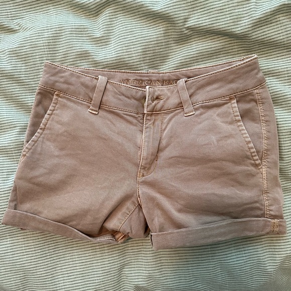 American Eagle MIDI Twill Khaki Shorts - Picture 2 of 6